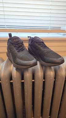 Nike Air Max 270 Triple Black Men's Sneakers AH8050-005